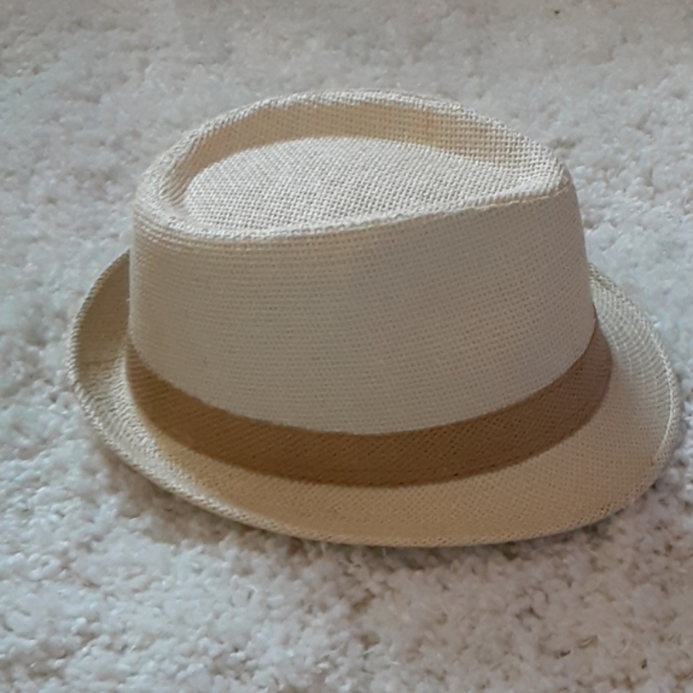 Fedora - Picture 3 of 4